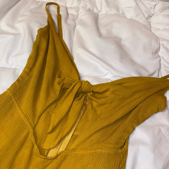 Romper - Picture 2 of 3